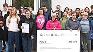 Im Schuljahr 2024/25 trafen sich die Gymnasiastinnen und Gymnasiasten des Jack-Steinberger-Gymnasiums regelmäßig mit den Berufsschulstufenschülerinnen und -schülern der Franz-von-Prümmer-Schule und führten gemeinsam verschiedene Aktivitäten durch....