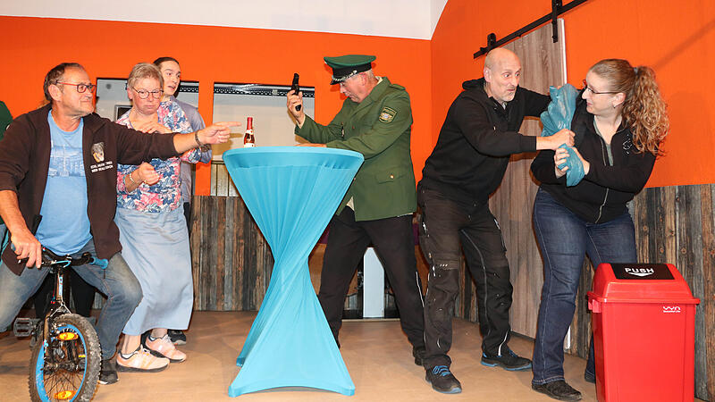 Theatergruppe Ebersdorf spielt &bdquo;Champus-Express&ldquo; in Rohrbach