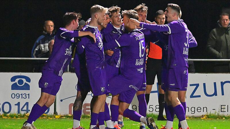 Mit einer riskanten Formation und ohne seinen Kapitän schnappte sich der FC Eintracht in Eltersdorf wichtige Punkte. Gegen Kornburg will Bamberg nachlegen.