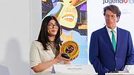 Debora Thanakaru versucht, mit ihrem Forschungsprojekt die Behandlung von Diabetes zu optimieren. Sie nimmt am Bundesfinale von „Jugend forscht“ in Herzogenaurach teil. Debora Thanakaru versucht, mit ihrem Forschungsprojekt die Behandlung von Diabetes zu optimieren. Sie nimmt am Bundesfinale von „Jugend forscht“ in Herzogenaurach teil.