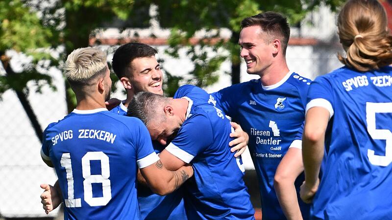 Die SpVgg Zeckern &minus; hier gegen Weisendorf II &minus; ist vorzeitiger Meister der Kreisliga 1 Erlangen/Pegnitzgrund.