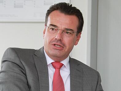 Horst Pfadenhauer sagt, das Markgraf-Georg-Friedrich-Gymnasium wolle den lokalen Handel unterstützen.