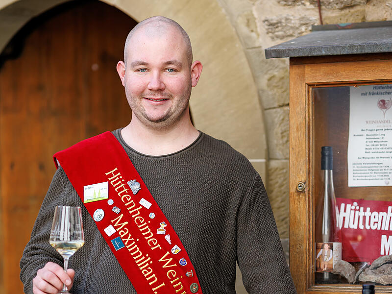 Der erste m&auml;nnliche Anw&auml;rter als Fr&auml;nkische Weinhoheit