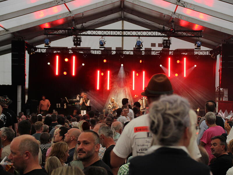 Rh&ouml;n-Festival Wildflecken: Rh&ouml;ner Bluat spielt f&uuml;r die Kissinger H&uuml;tte
