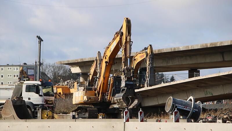 A9: An der Anschlussstelle Bayreuth Nord wird bereits gearbeitet. Am Wochenende sperrt die Autobahn GmbH Nordbayern die A9 erneut in beide Richtungen