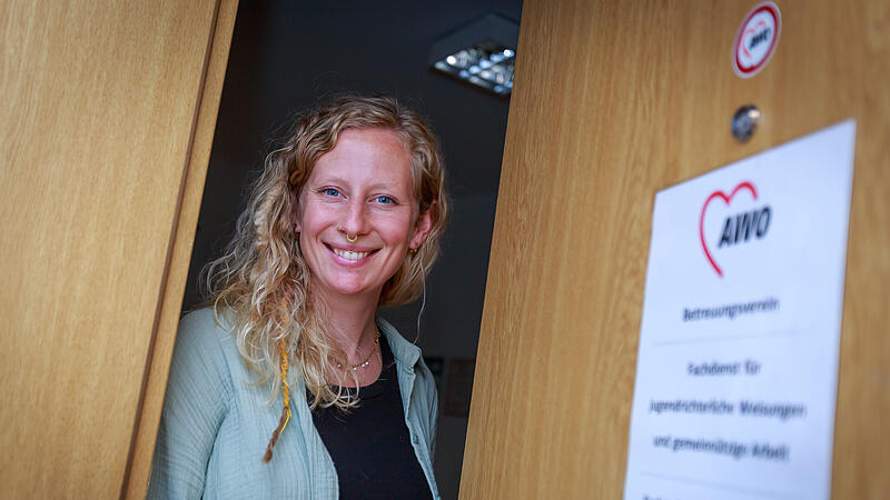 Wenn sich ihre T&uuml;r &ouml;ffnet, sch&ouml;pfen Betroffene wieder neue Hoffnung: In der Fachstelle zur Verhinderung von Wohnungslosigkeit ist Daniela Br&uuml;tting seit April aktiv.