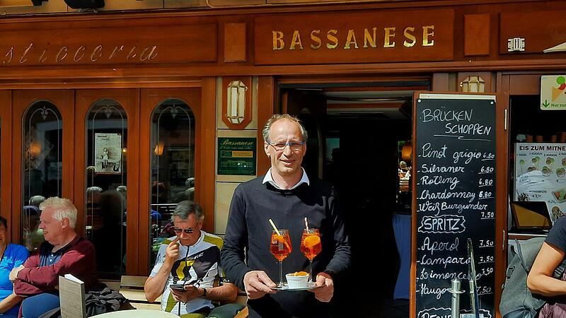 Mirco Biasini vom Eiscaf&eacute; Bassanese in der Bamberger Altstadt h&auml;tte sich von der Verwaltung die Bereitschaft zum Kompromiss gew&uuml;nscht.