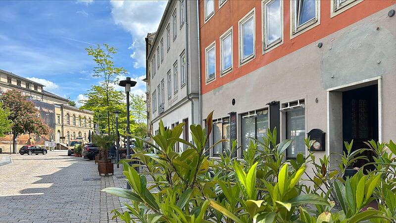 Seit bald einem Jahr steht das ehemalige Tapas-Restaurant am Theaterplatz leer. Jetzt k&ouml;nnte es bald einen neuen Nutzer geben.
