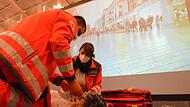Üben so nahe wie möglich an der Realität – das ermöglicht das mobile Notfall-Simulationszentrum.