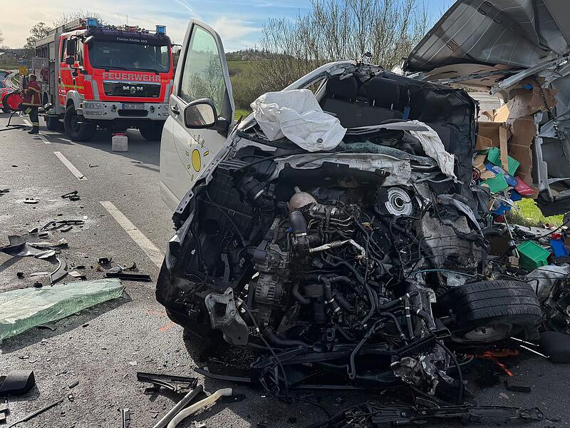 Unfall auf der B173 - ein Toter