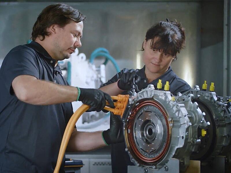 Produktion bei Schaeffler: Der Technologieriese ist ein wichtiger Zulieferer. Produktion bei Schaeffler: Der Technologieriese ist ein wichtiger Zulieferer.