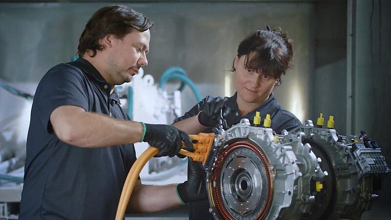 Produktion bei Schaeffler: Der Technologieriese ist ein wichtiger Zulieferer. Produktion bei Schaeffler: Der Technologieriese ist ein wichtiger Zulieferer.