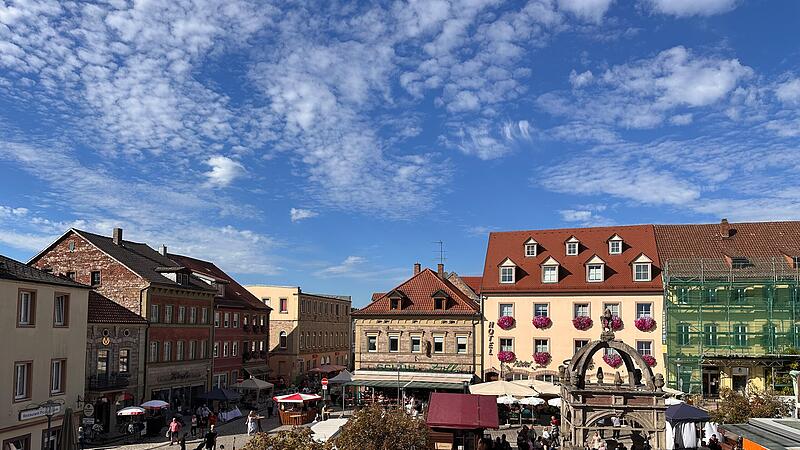 Michaelismarkt in der Innenstadt von Hammelburg