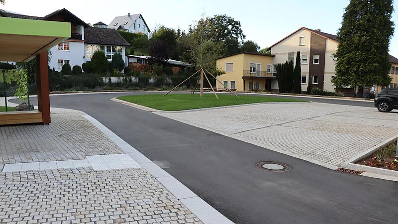 Der neu angelegte &bdquo;Kerwesplatz&ldquo; ist zu einem richtigen Vorzeigeplatz geworden.