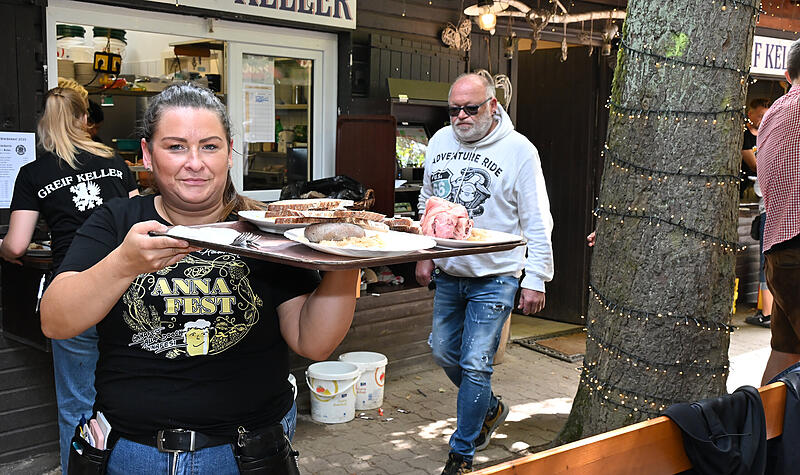 Annafest 2025: Bilder von der SchlachtschüsselAnnafest 2025: Bilder von der Schlachtschüssel Die schönsten Bilder von der heimlichen Eröffnung des Annafestes 2025 - der Schlachtschüssel am Donnerstag.