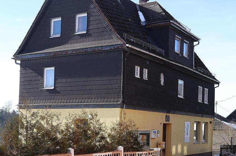 Die alte Schule in Heinersberg soll saniert und Nordhalben Village