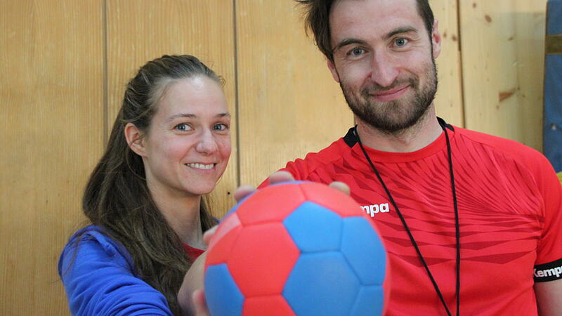 Wollen den Handball langfristig zur&uuml;ck nach Kronach holen: Jonas und Natascha Fehn.