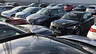 Der Parkplatz Am Stahl reicht schon lange nicht mehr, um den Parkbedarf der Pendler zu decken.Forchheim & Fränkische Schweiz