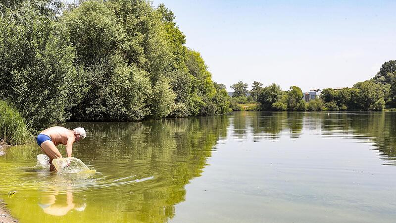 Badeseen, Badestellen und Freibäder bieten im Landkreis Haßberge die Möglichkeit zur Abkühlung. Badeseen, Badestellen und Freibäder bieten im Landkreis Haßberge die Möglichkeit zur Abkühlung.