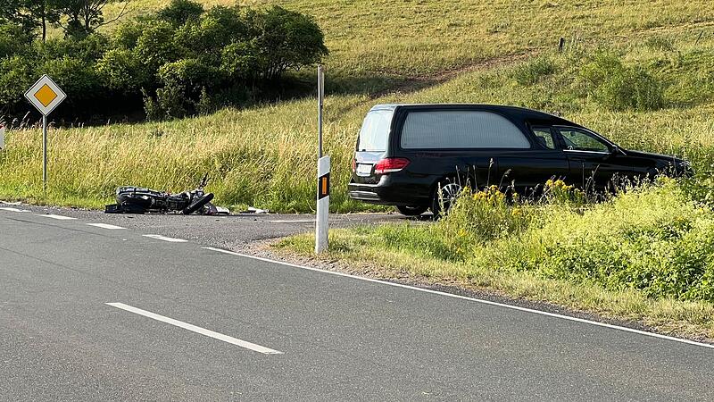Tödlicher Motorrad-Unfall - zwei 16-Jährige sterben Tödlicher Motorrad-Unfall - zwei 16-Jährige sterben