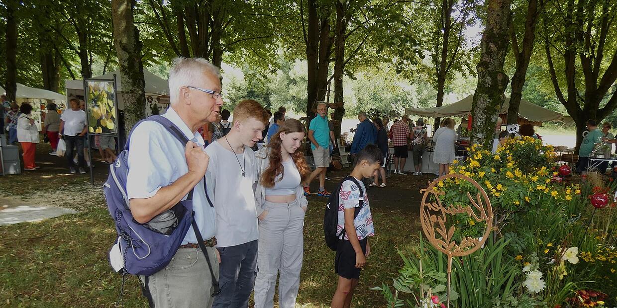 Die Garten und Kunstmesse in Himmelkron rund 10.000 Besucher