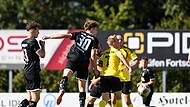 Der Sander Lars Stussak (N. 30) trifft mit einem Kopfball zum 2:0.Ryan Evans Der Sander Lars Stussak (N. 30) trifft mit einem Kopfball zum 2:0.Ryan Evans