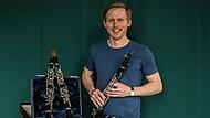 Musiker mit Instrumenten-Familie: Philipp Grzondziel, Klarinettist im Philharmonischen Orchester Coburg mit (von links) D-,Es-,A- und B-Klarinette. Musiker mit Instrumenten-Familie: Philipp Grzondziel, Klarinettist im Philharmonischen Orchester Coburg mit (von links) D-,Es-,A- und B-Klarinette.