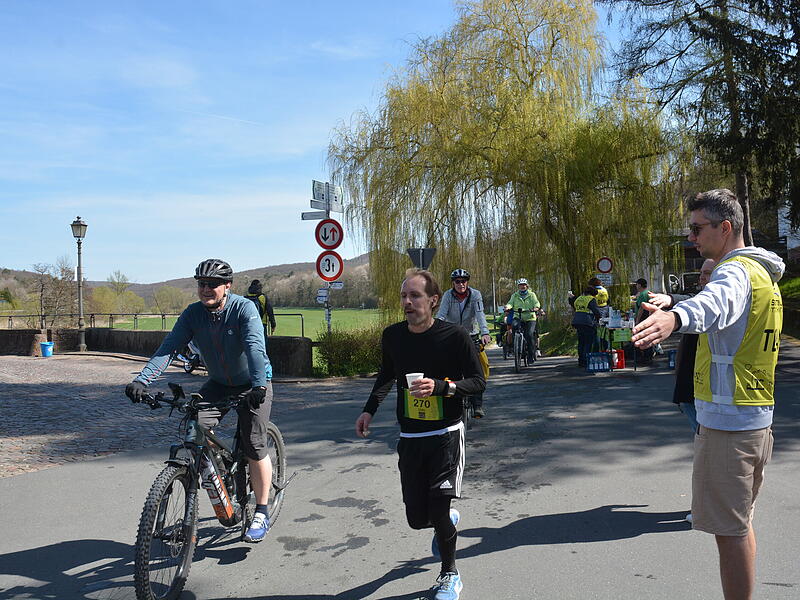 Bilderstrecke vom Saaletal-Marathon in RamsthalSaaletal-Marathon in Ramsthal