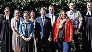 Silberne Konfirmation (1999 und 2000): (v.l.) Pfarrerin Sonja von Aschen, Carolin Pfeil, geb. Lehmann, Johanna Ernst, geb. Deininger, Judith Brehm, Frank Kettler, Manuel Fischer, Elisabeth Blechschmidt, Johannes Blechschmidt und Pfarrer Jürgen Ble...
