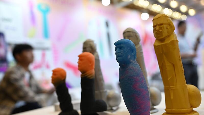 Er&ouml;ffnung der Messe &laquo;Adult Product Industry Expo&raquo;