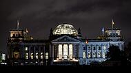 Reichstagsgeb&auml;ude im Morgengrauen