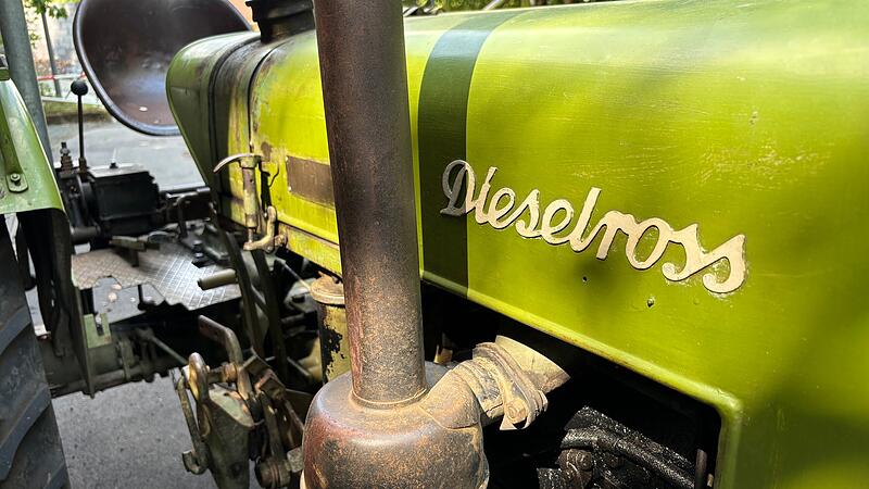 Das Fendt "Dieselross" von Fritz Zirnsack besticht durch seine originale Patina: Der Traktor trägt die Spuren der Jahre mit Würde.Forchheim & Fränkische Schweiz Das Fendt "Dieselross" von Fritz Zirnsack besticht durch seine originale Patina: Der Traktor trägt die Spuren der Jahre mit Würde.