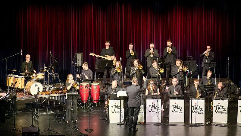 Die T-Jazz Big Band und das Ensemble TonARTen lassen Duke Ellingtons „Sacred Concert“ erklingen.T-Jazz Big Band