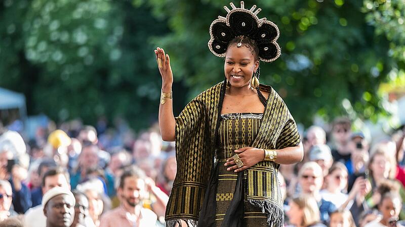 Die Modenschau (Foto von 2022) ist ein fester Programmpunkt des Africa Festivals in Würzburg – auch in diesem Jahr. Die Modenschau (Foto von 2022) ist ein fester Programmpunkt des Africa Festivals in Würzburg – auch in diesem Jahr. 