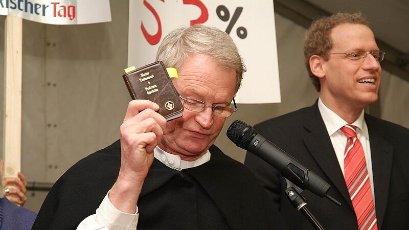 Fastenprediger Klaus-Peter Gäbelein überzeugte beim Derblecken in Herzogenaurach.