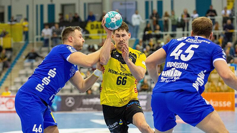 Ab durch die Mitte: Felix Jaeger war in Lübeck einer der besten Coburger. Im ersten Heimspiel der neuen Saison sind die Qualitäten des athletischen Rückraumlinken gefragt, da Fynn Herzig wohl weiter ausfällt. Ab durch die Mitte: Felix Jaeger war in Lübeck einer der besten Coburger. Im ersten Heimspiel der neuen Saison sind die Qualitäten des athletischen Rückraumlinken gefragt, da Fynn Herzig wohl weiter ausfällt.