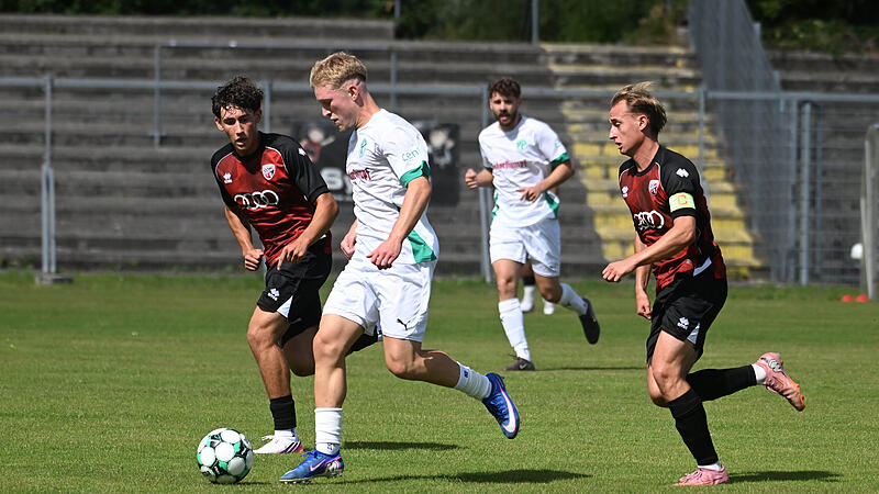 Sport Fußball Saison 2026 / 2027 Bayernliga Nord 8. Spieltag Samstag 29.08.2026 Spielort Ingolstadt BSA ING Süd-Ost Geisenfelder Str. 1 Spielbeginn 14.00 h FC Ingolstadt 04 II gegen TSV Neudrossenfeld Halbzeitergebnis 0:0 Endstand 0:1 Jonas Valentin Sport Fußball Saison 2026 / 2027 Bayernliga Nord 8. Spieltag Samstag 29.08.2026 Spielort Ingolstadt BSA ING Süd-Ost Geisenfelder Str. 1 Spielbeginn 14.00 h FC Ingolstadt 04 II gegen TSV Neudrossenfeld Halbzeitergebnis 0:0 Endstand 0:1 Jonas Valentin