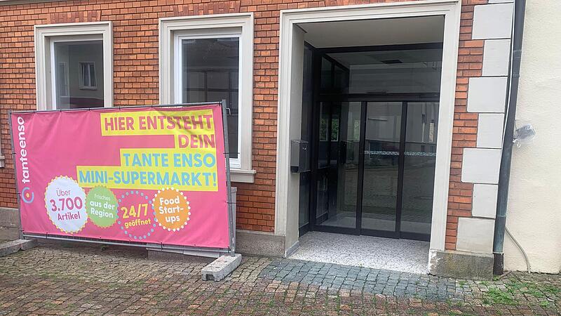 Durch eine Schiebet&uuml;r werden die Kunden k&uuml;nftig den Tante-Enso-Markt betreten. Wegen des Genehmigungsverfahrens w&auml;re es beinahe zur Verz&ouml;gerungen gekommen.