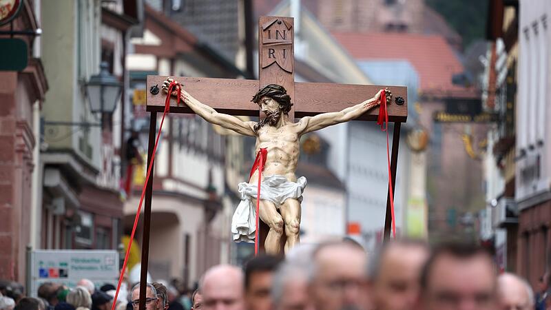 Karfreitag - Prozession in Lohr am Main
