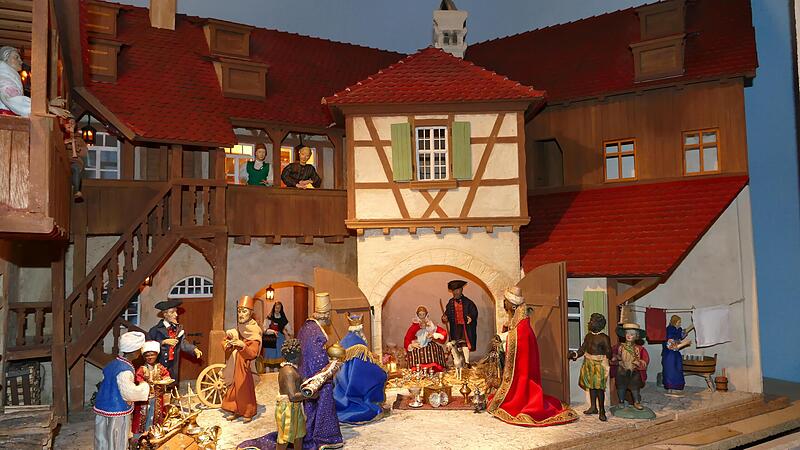 Fr&auml;nkische Krippenkunst: die &bdquo;Anbetung der Heiligen Drei K&ouml;nige&ldquo; in der Alten Hofhaltung von Jakob Gerner