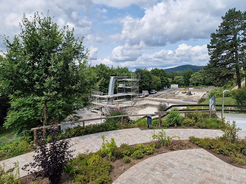 Aus dem oberen Bereich hat man einen guten &Uuml;berblick &uuml;ber die Baustelle.