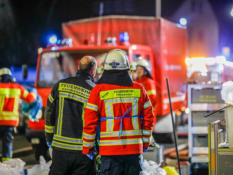 Feuerwehreinsatz in Herzogenaurach am 1. AdventFeuerwehreinsatz in Herzogenaurach am 1. Advent Feuerwehreinsatz in Herzogenaurach am 1. Advent.