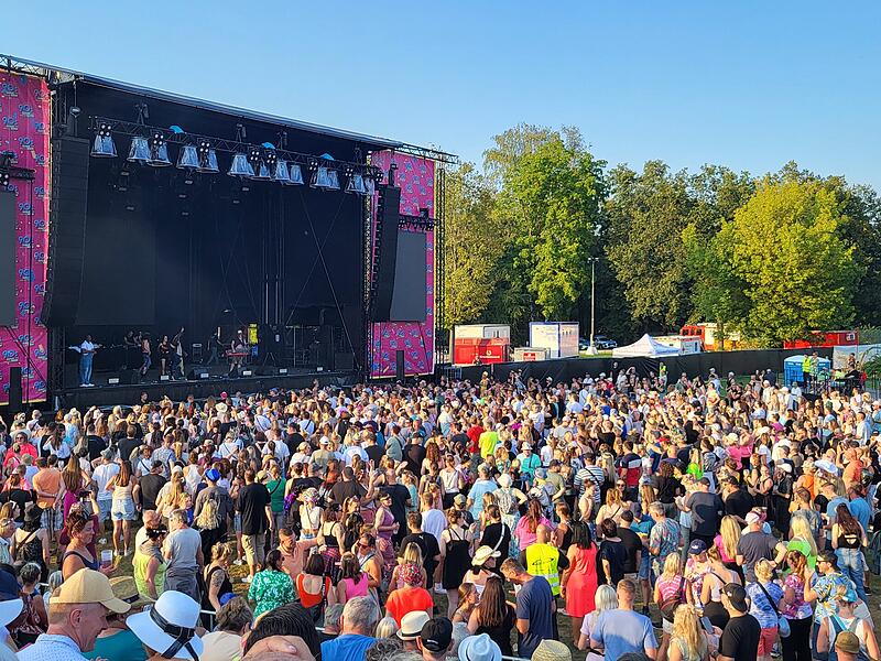 90s Super Show Bad Kissingen Luitpoldpark90s Super Show im Luitpoldpark Bad Kissingen 90s Super Show Bad Kissingen Luitpoldpark90s Super Show im Luitpoldpark Bad Kissingen
