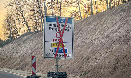 Die Bauma&szlig;nahmen an der A 3 inklusive des Umbaus der Auf- und Abfahrt Frauenaurach sollen bis Ende Juni abgeschlossen sein.