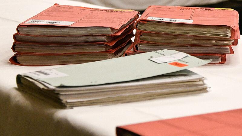 Der Deutsche Richter-Bund warnt: Wegen steigender Fallzahlen dauert die Bearbeitung offener Verfahren immer l&auml;nger - auch bei der Justiz in W&uuml;rzburg, Schweinfurt oder Aschaffenburg (Symbolbild).