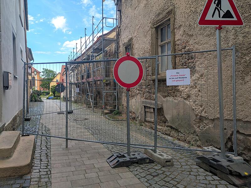 Die Finstere Gasse unterhalb des Markpaltzes ist aus Sicherheitsgründen gesperrt.