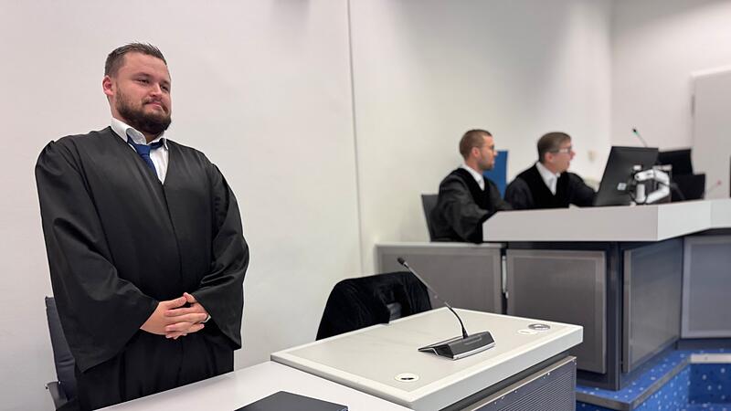 Anklage und Nebenklage tragen im Fall Katina K. ihre Pl&auml;doyers vor.