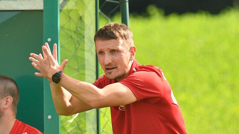 Wegen der enormen Hitze hatte Ebern-Trainer Laurenz Graß „kein großes Feuerwerk“ erwartet. Wegen der enormen Hitze hatte Ebern-Trainer Laurenz Graß „kein großes Feuerwerk“ erwartet.
