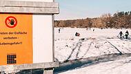 Schilder mahnen, doch nicht jeder hielt sich  dran.