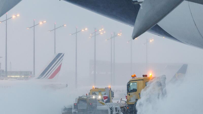 Winterdienst am Flughafen Nürnberg